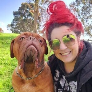 Meet your Posher, Tania